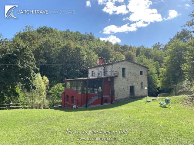 Villetta indipendente in vendita di 380 m²