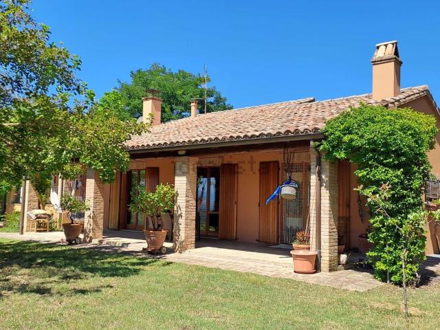 Villetta indipendente in vendita di 380 m²
