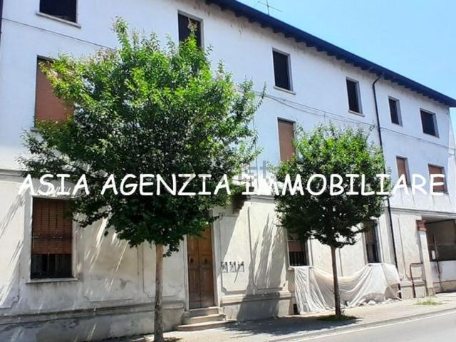 Villetta indipendente in vendita di 380 m²