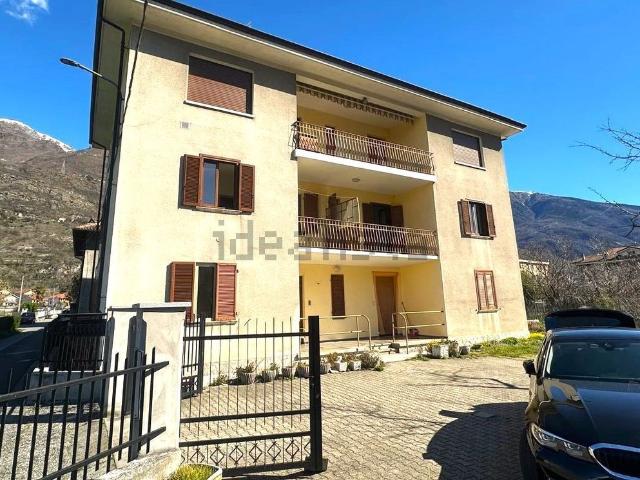 Villetta indipendente in vendita di 380 m² in Via Balmafol, 6