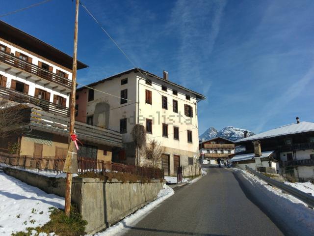 Villetta indipendente in vendita di 380 m² in Via Parcellan