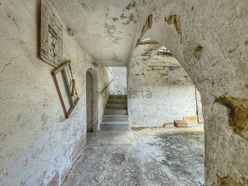 Villetta indipendente in vendita di 380 m² in Via per Barna