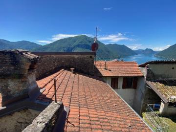 Villetta indipendente in vendita di 380 m² in Via per Castello