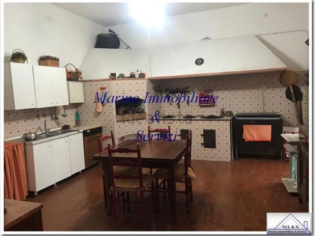 Villetta indipendente in vendita di 380 m² in Via Pietro Nenni, 16