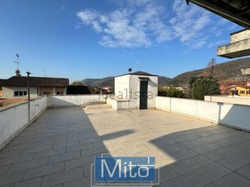 Villetta indipendente in vendita di 380 m² in Viale V. Emanuele, 8