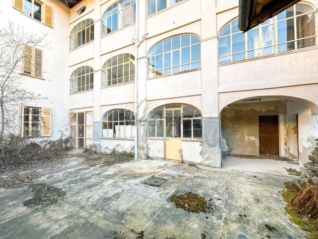 Villetta indipendente in vendita di 380 m² in Località Colma