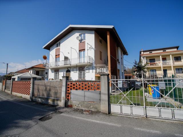 Villetta indipendente in vendita di 380 m² in Strada Nuova di Spinerano, 42