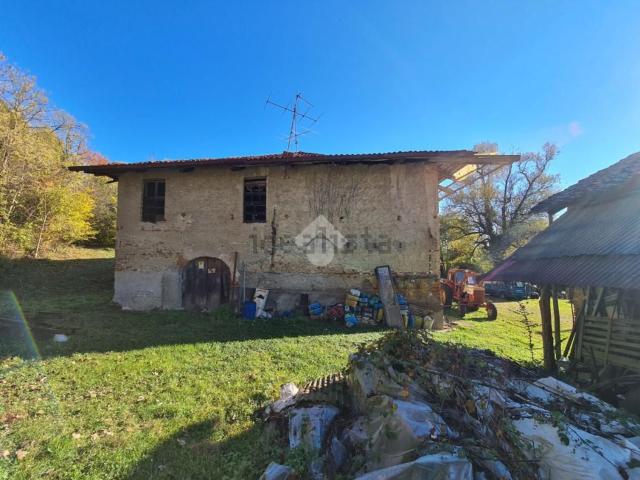 Villetta indipendente in vendita di 380 m² in Strada Val Pallera, 75