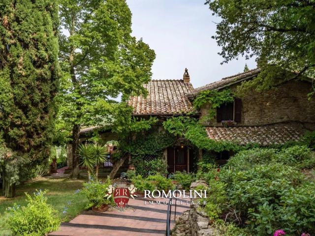 Villetta indipendente in vendita di 382 m²