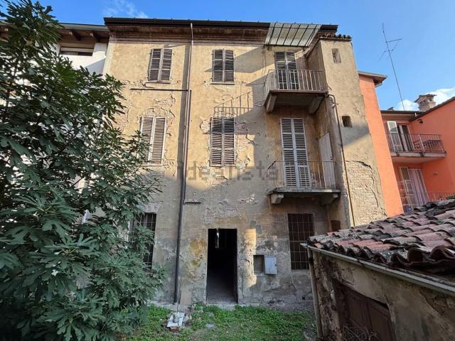 Villetta indipendente in vendita di 382 m² in Viale Abbadia