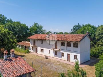 Villetta indipendente in vendita di 384 m² in Via Valle, 33
