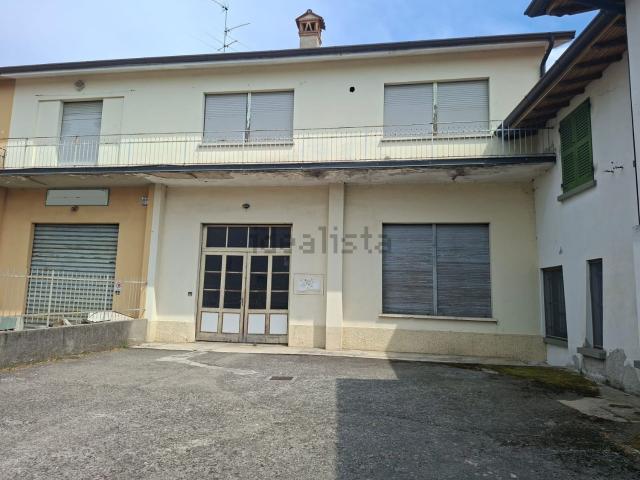 Villetta indipendente in vendita di 390 m²