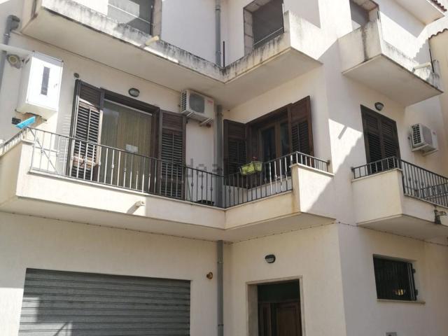 Villetta indipendente in vendita di 390 m² in Via Giuseppe Denaro, 8