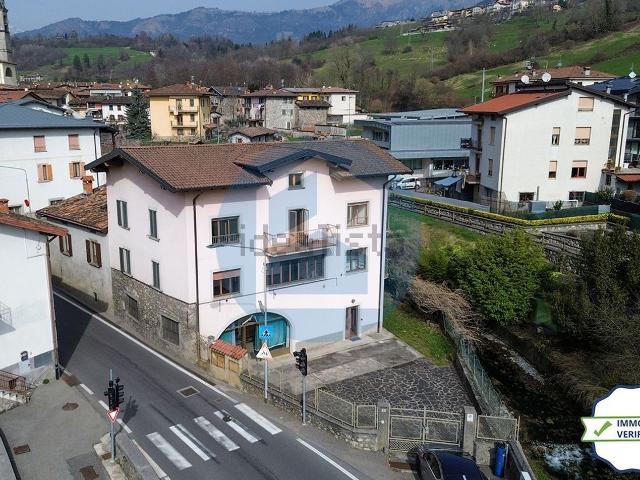 Villetta indipendente in vendita di 390 m² in Via Moscheni, 3