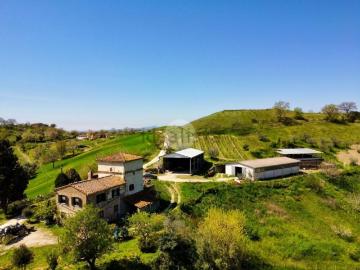 Villetta indipendente in vendita di 390 m² in Via San Biagio