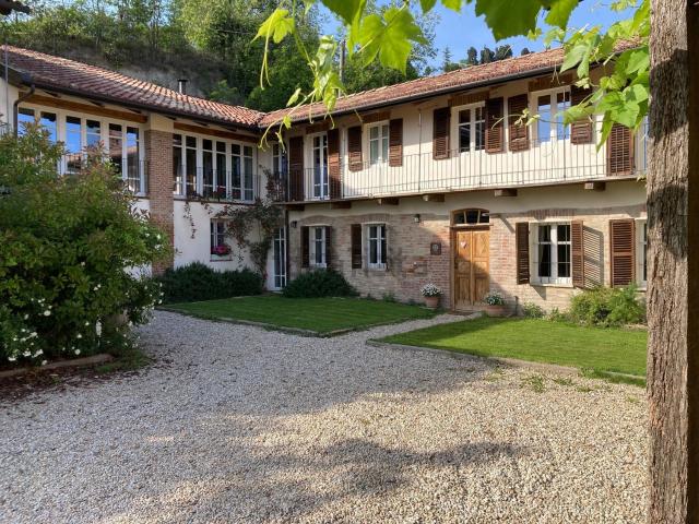 Villetta indipendente in vendita di 390 m² in Via Regina Margherita, 25
