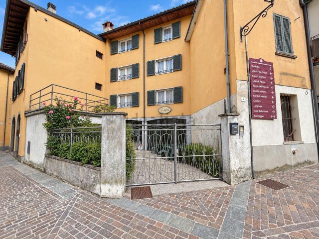 Villetta indipendente in vendita di 390 m² in Piazza 4 Novembre, 1