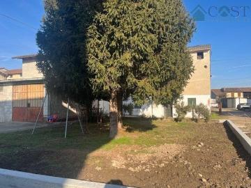 Villetta indipendente in vendita di 392 m² in Via San Rocco, 15