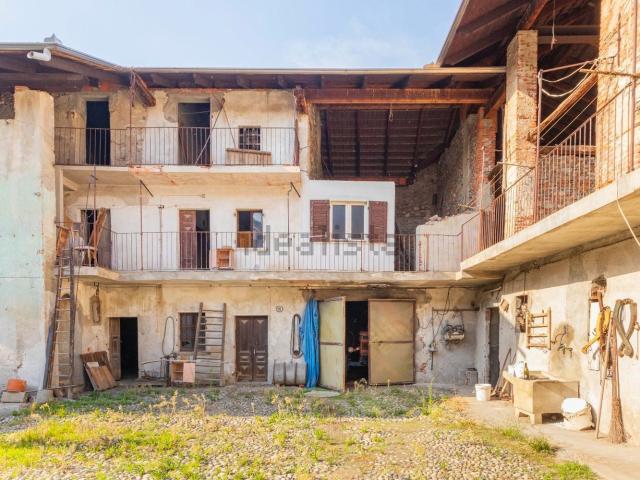 Villetta indipendente in vendita di 393 m² in Via Carlo Alberto, 20