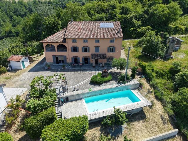 Villetta indipendente in vendita di 394 m²