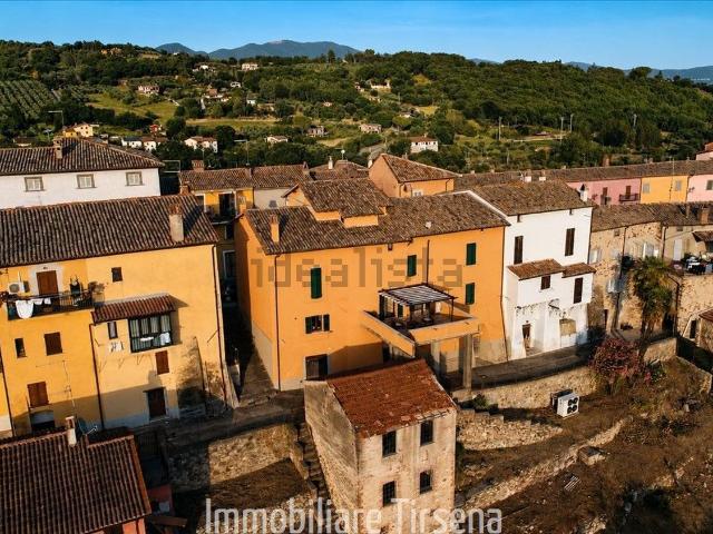 Villetta indipendente in vendita di 395 m²