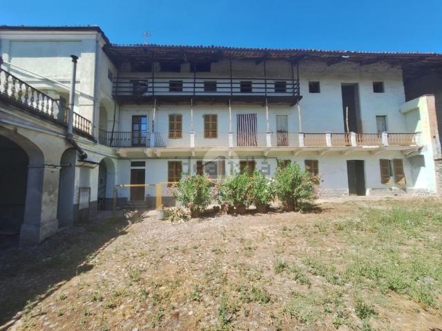 Villetta indipendente in vendita di 395 m² in Via XX Settembre, 21