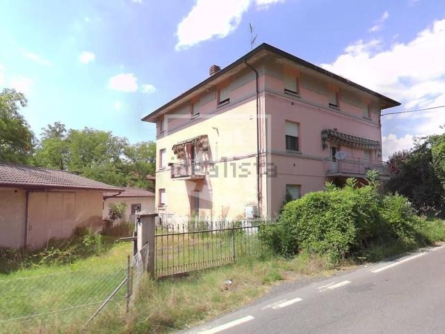 Villetta indipendente in vendita di 396 m² in Via Dante Freddi, 3