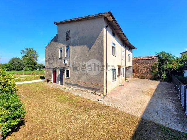 Villetta indipendente in vendita di 397 m² in Via Mischi, 37