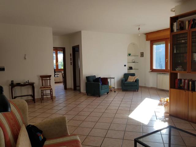 Villette a schiera in vendita a Ascoli Piceno, Monticelli