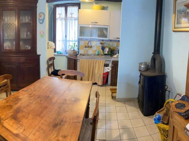 Villette a schiera in vendita a Cairo Montenotte, Rocchetta