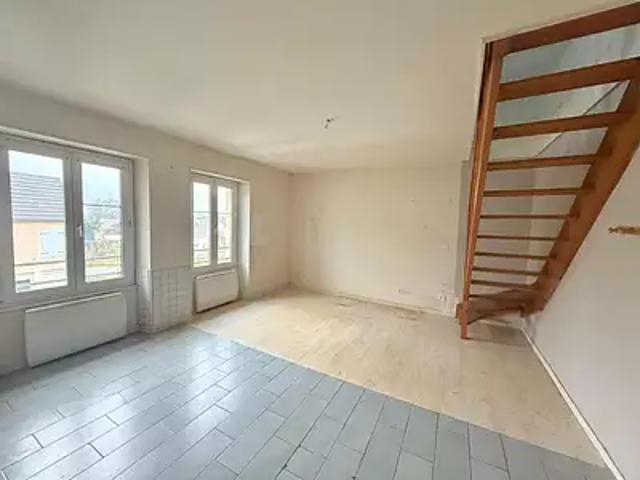 Villette lès Dole 39100 Achat / Vente appartement 2 pièces t2 cave