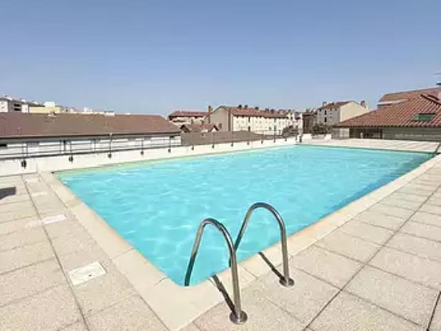 Villeurbanne 69100 Achat / Vente appartement 3 pièces t3 au dernier étage