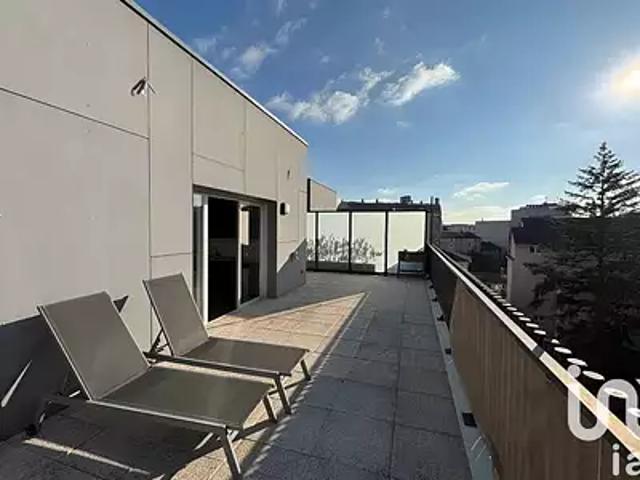 Villeurbanne 69100 Achat / Vente appartement 3 pièces t3 au dernier étage