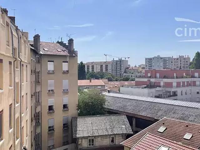 Villeurbanne 69100 Achat / Vente appartement 2 pièces t2