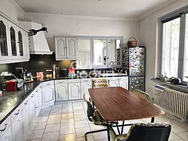 Villeurbanne 69100 Achat / Vente maison 5 pièces t5 au dernier étage
