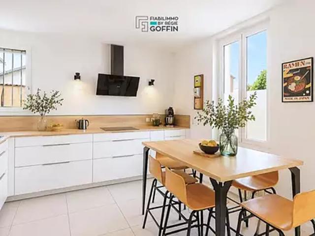 Villeurbanne 69100 Achat / Vente maison 6 pièces t6 terrasse cave