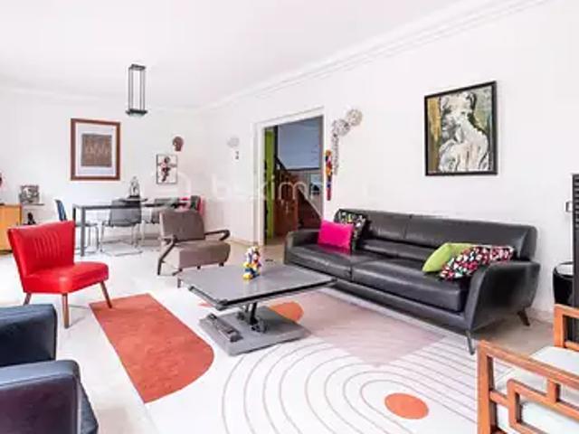 Villeurbanne 69100 Achat / Vente maison 7 pièces t7 terrasse cave