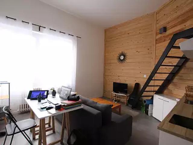 Villeurbanne 69100 Location appartement 1 pièce t1 au dernier étage