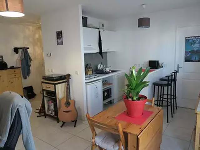 Villeurbanne 69100 Location appartement 2 pièces t2 balcon