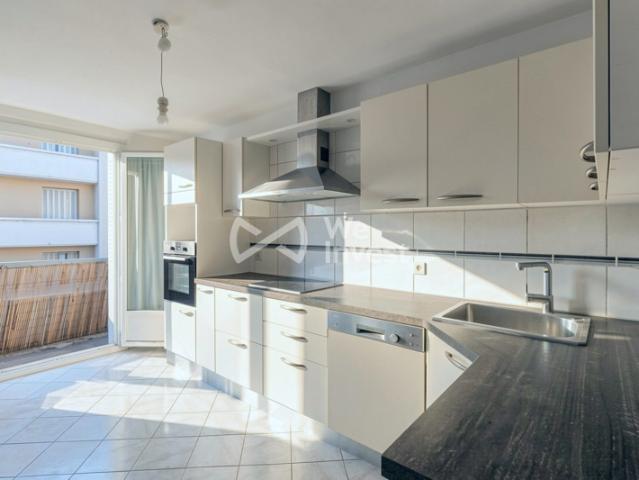 Villeurbanne Gratte ciel: Spacieux T3 de 87,17 m² avec balco