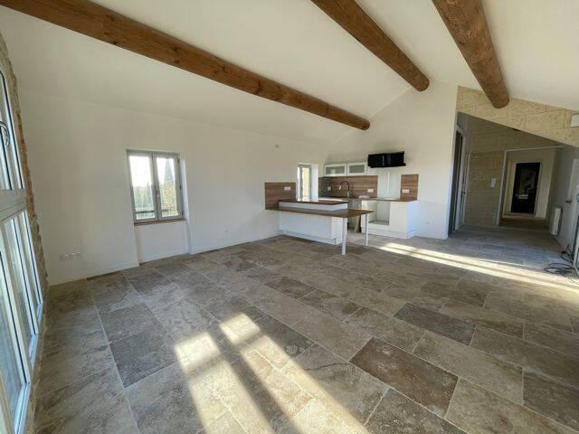 VILLEVIEILLE – APPARTEMENT EXCEPTIONNEL 3 PIÈCES ET TERRASSE