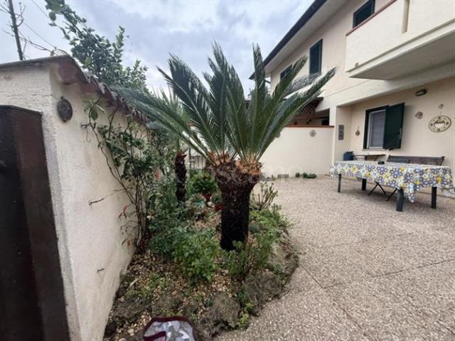 Villino a Schiera di 70 mq a Bella Farnia Sabaudia