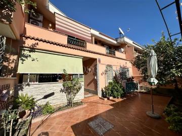 Villino a Schiera di 85 mq a Villa Claudia, Lido di Cincinnato, Lido delle Sirene Anzio
