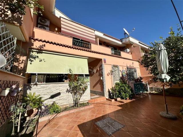 Villino a Schiera di 85 mq a Villa Claudia, Lido di Cincinnato, Lido delle Sirene Anzio