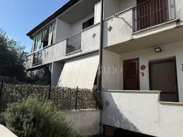 Villino a Schiera di 90 mq a Centro Sabaudia