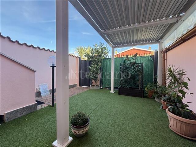 Villino a Schiera di 100 mq a Fiumicino Paese, Focene, Isola Sacra, Parco Leonardo Fiumicino