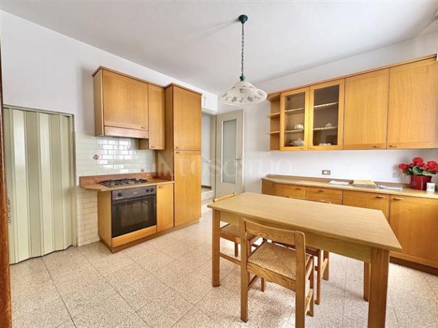 Villino a Schiera di 110 mq a Peschiera del Garda