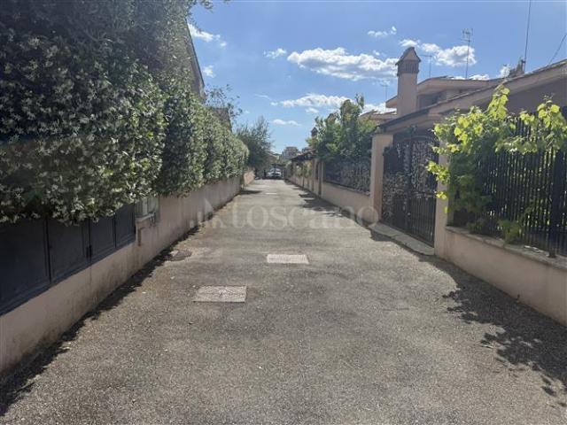 Villino a Schiera di 120 mq a Ciampino