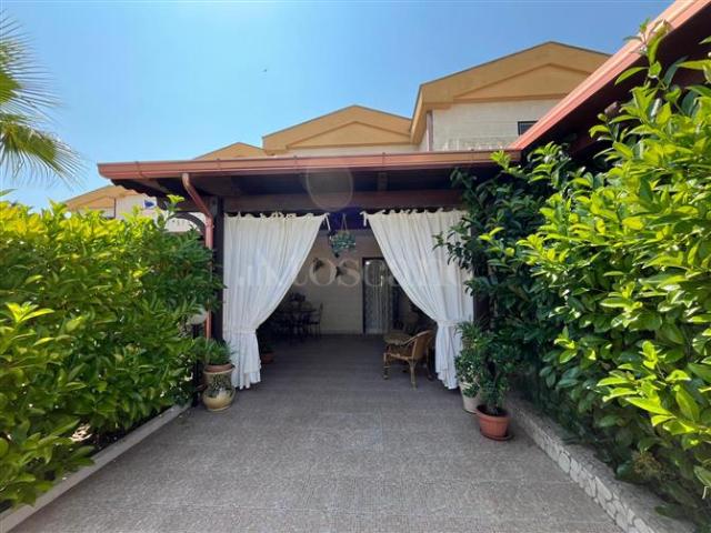 Villino a Schiera di 130 mq a Manfredonia