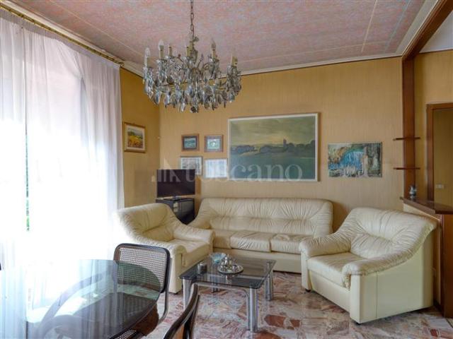 Villino a Schiera di 145 mq a Giubiano, San Carlo, Bizzozzero Varese